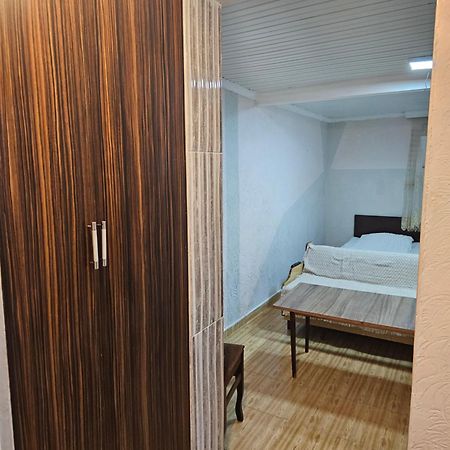 Guest House 2 Floor 바투미 외부 사진