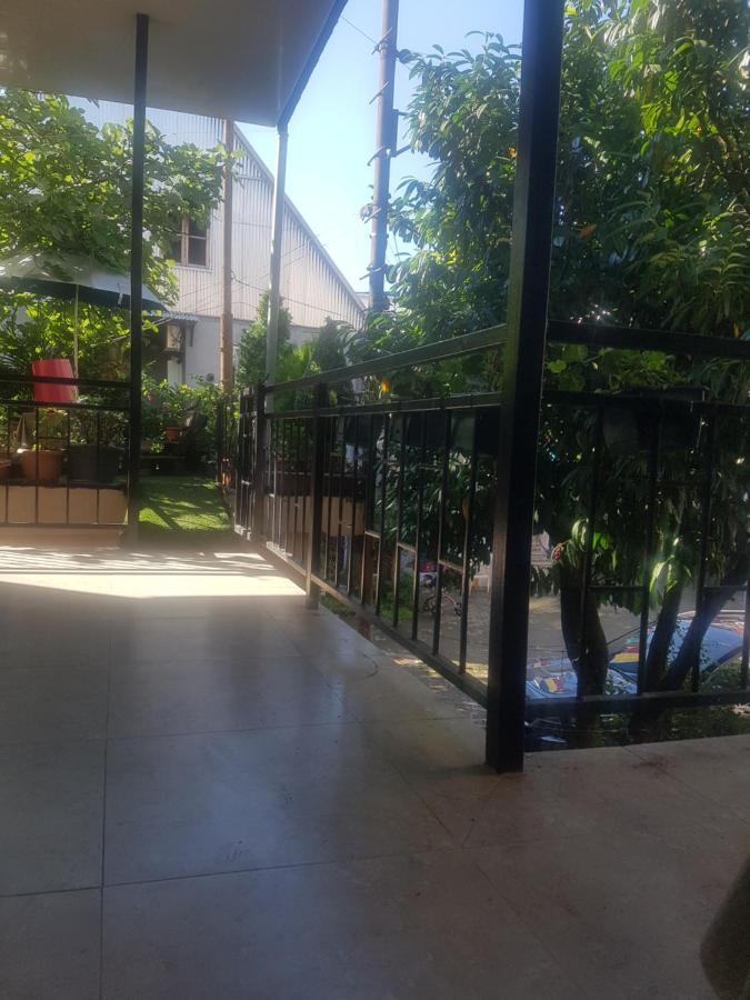 Guest House 2 Floor 바투미 외부 사진