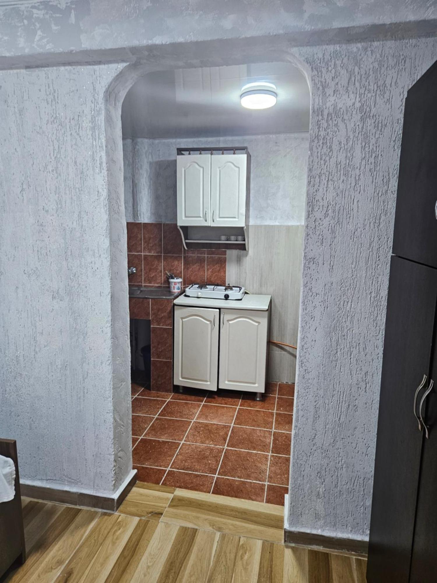Guest House 2 Floor 바투미 외부 사진