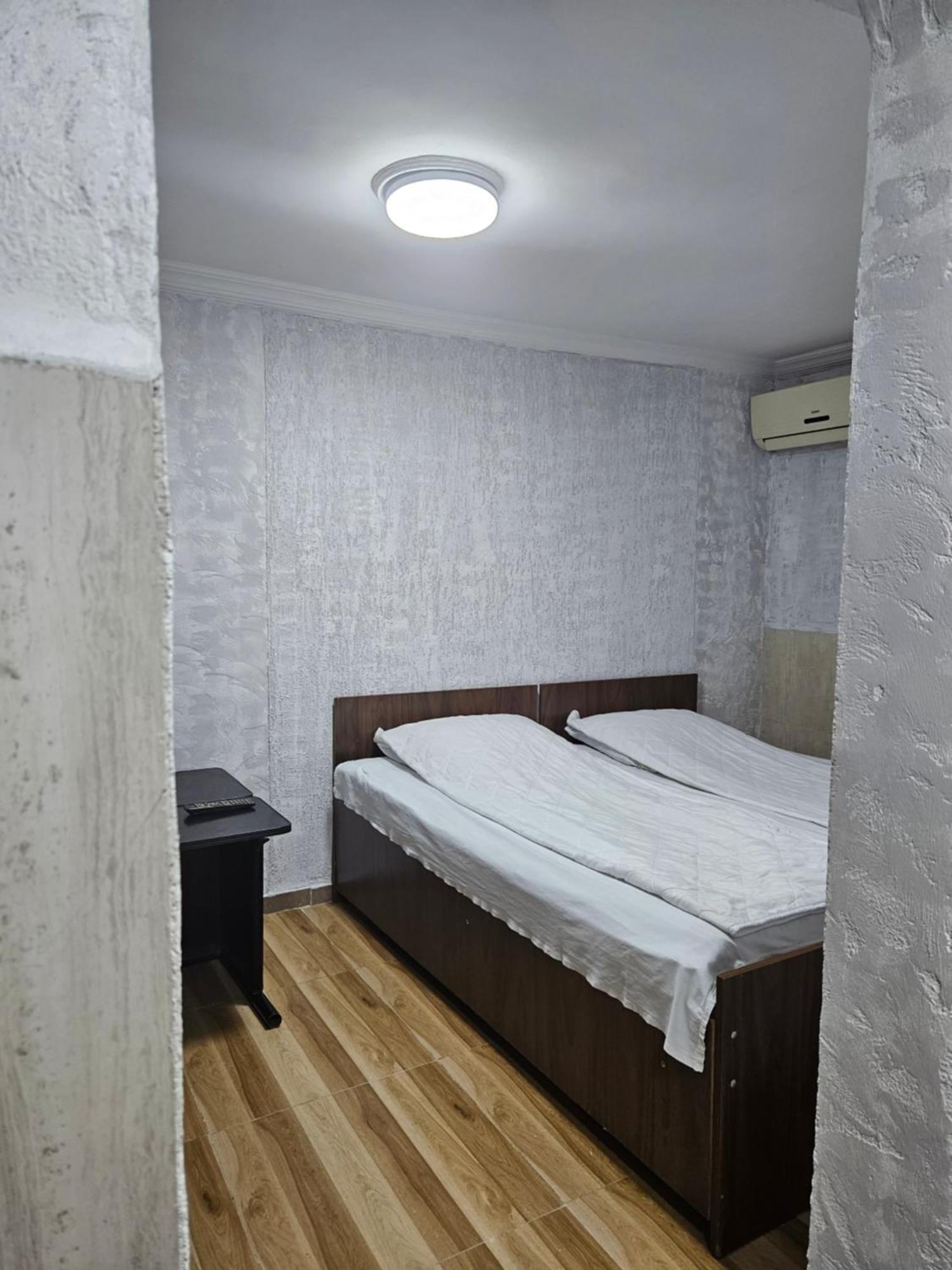 Guest House 2 Floor 바투미 외부 사진
