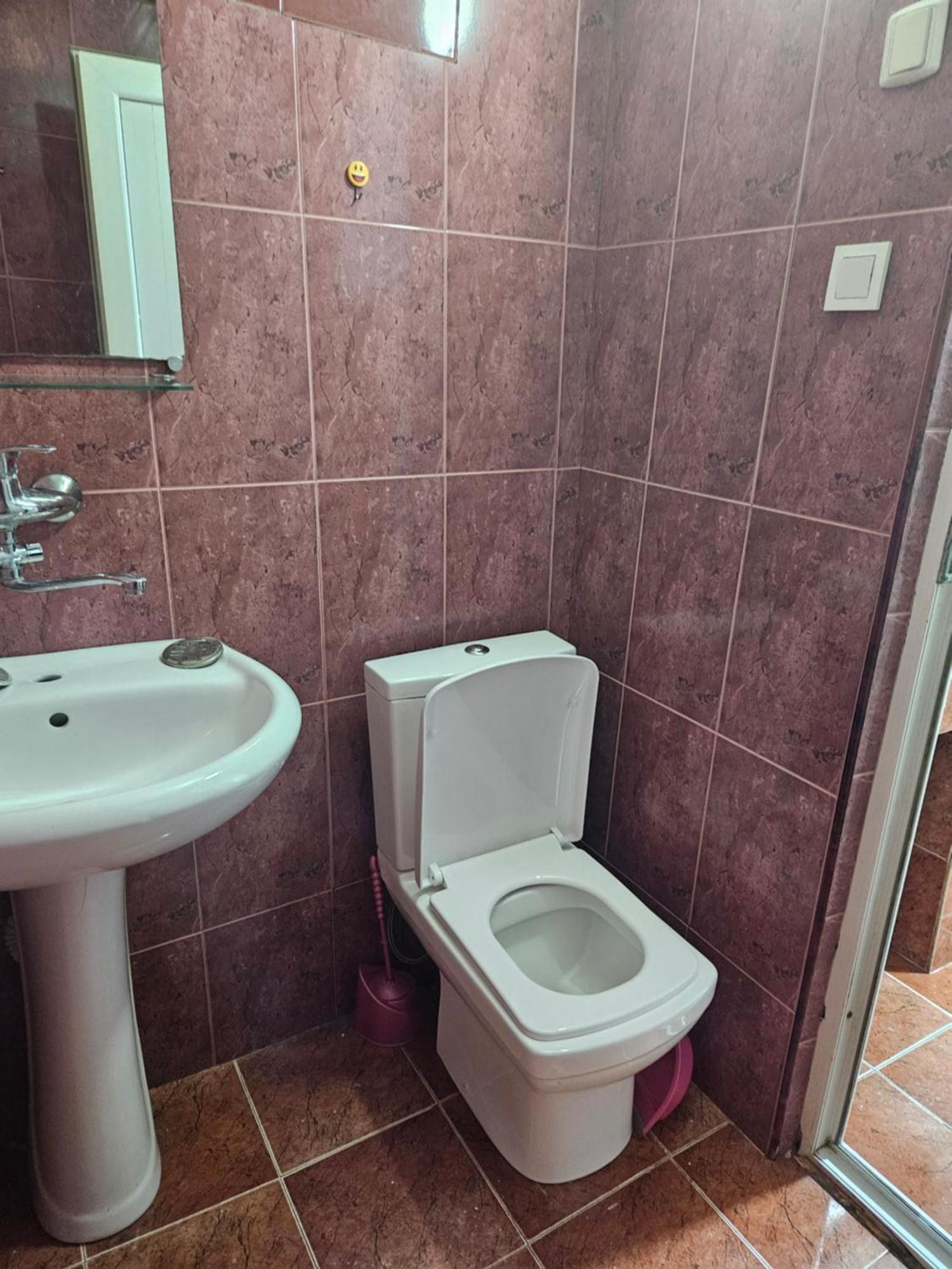 Guest House 2 Floor 바투미 외부 사진