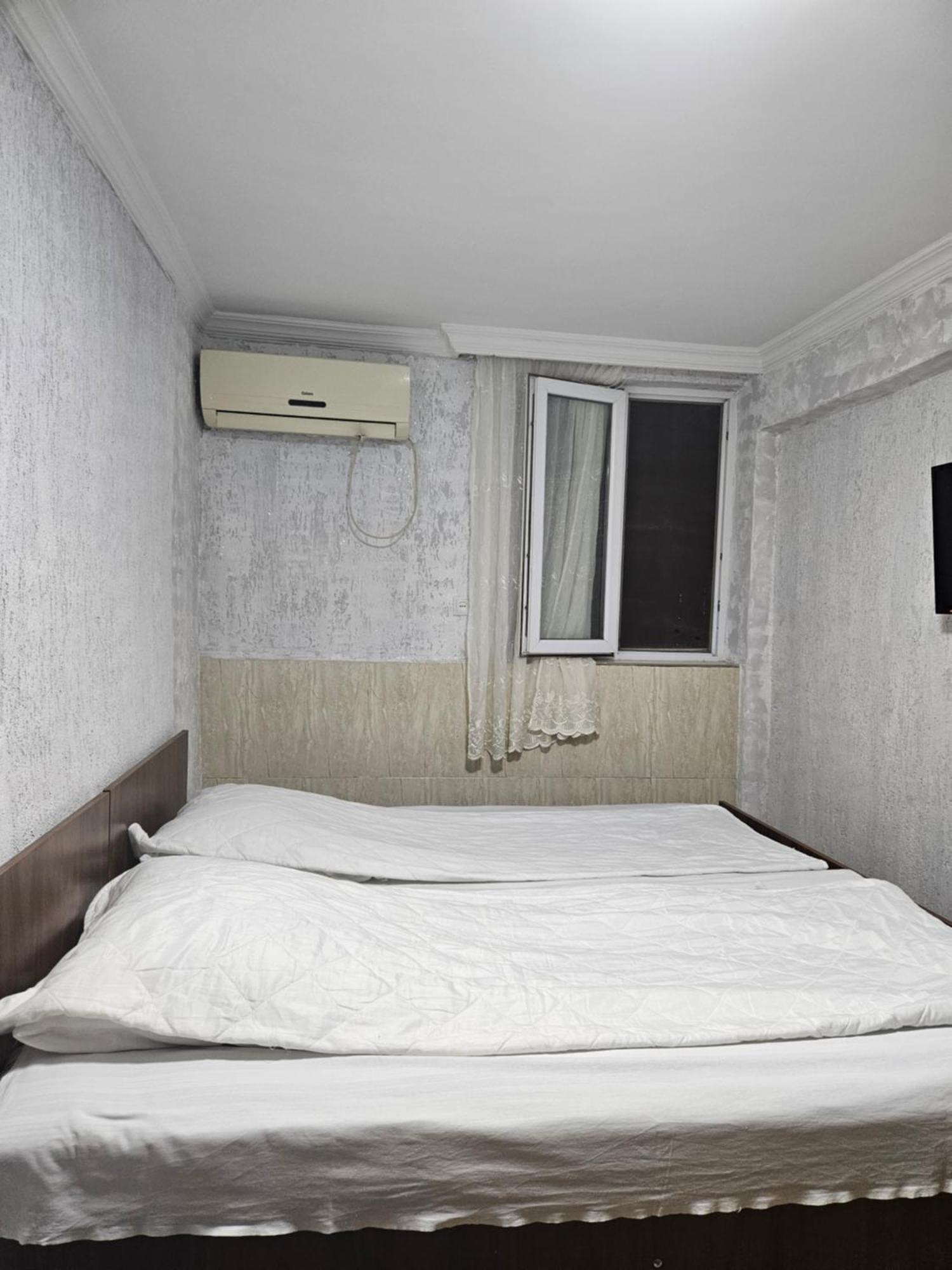 Guest House 2 Floor 바투미 외부 사진